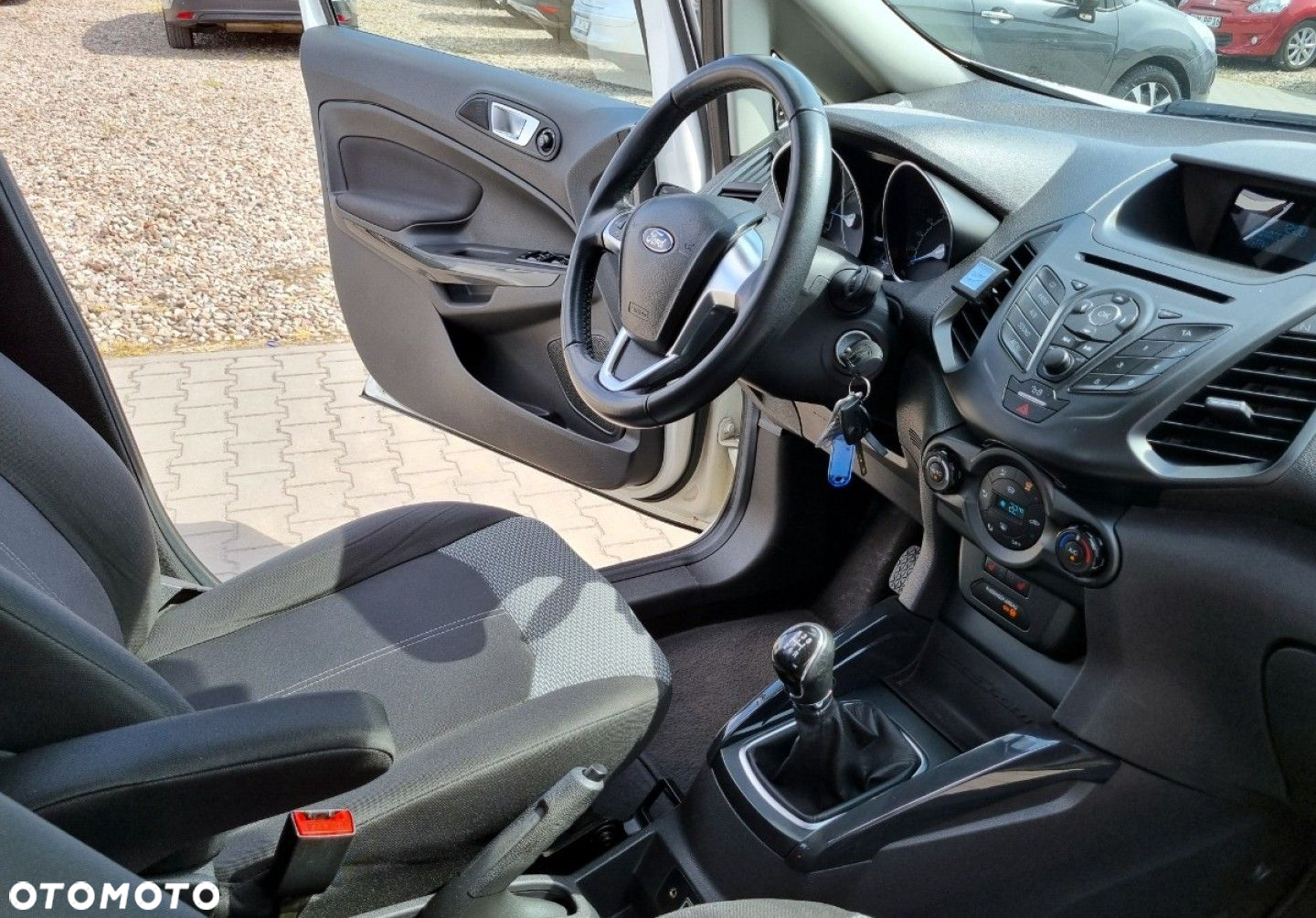 Ford EcoSport - 26