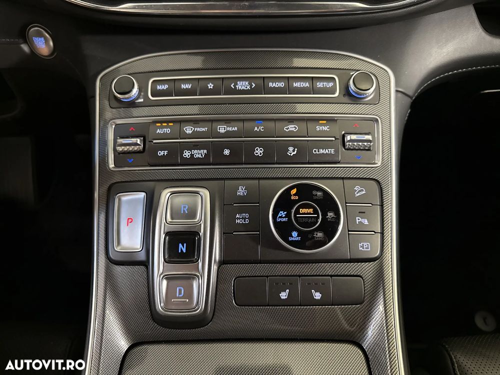 Hyundai Santa Fe - 18