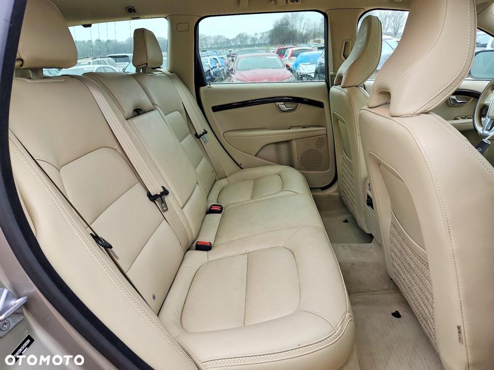 Volvo XC 70 T5 AWD Dynamic Momentum - 10