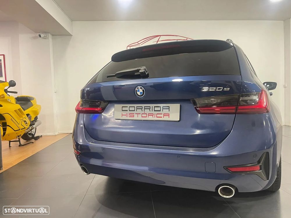 BMW 320 e Touring Line Sport Auto - 14