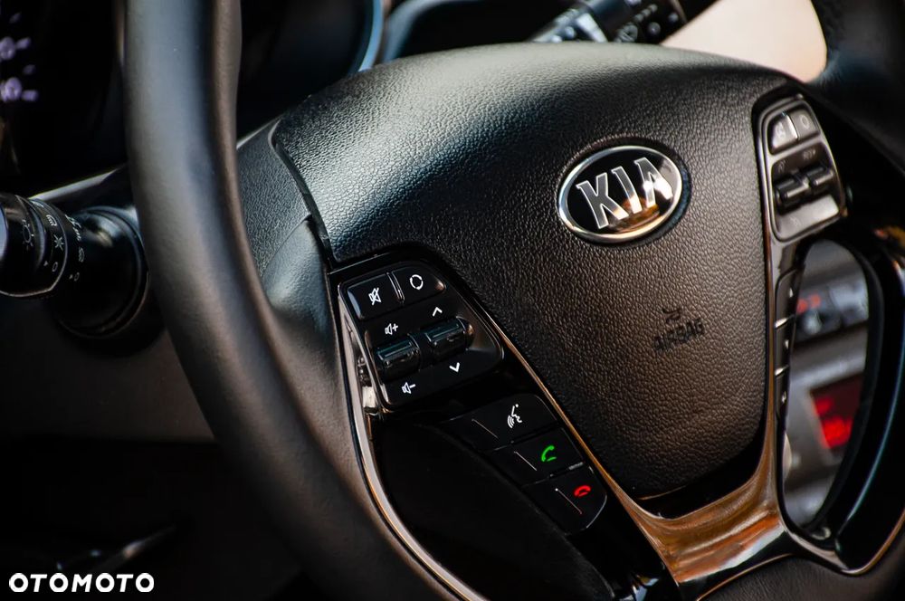 Kia Ceed 1.6 CRDi 128 ISG Dream Team Edition - 38
