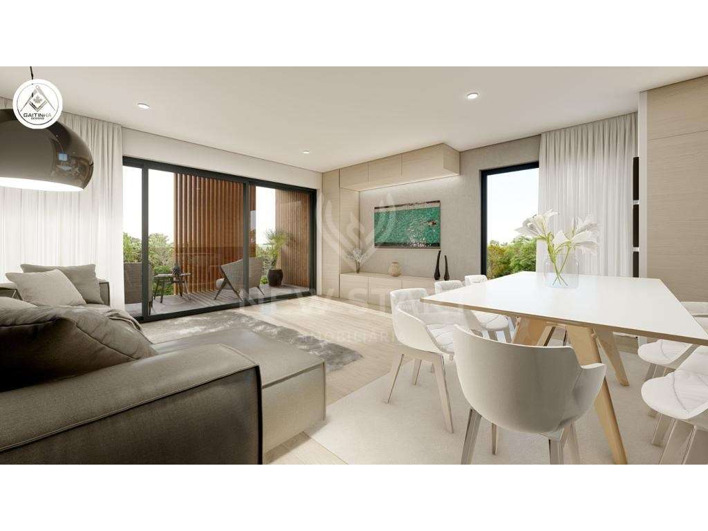 Apartamento T3 Novo com Terraço Privativo, Estacionamento e Piscina... - Grande imagem: 2/24