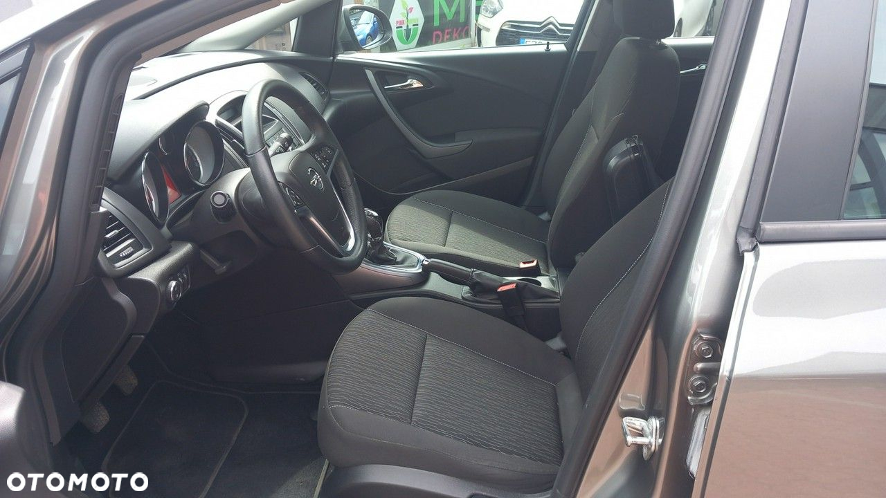 Opel Astra - 8