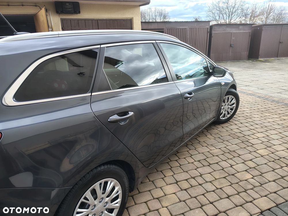 Kia Ceed 1.6 GDI Business Line - 15