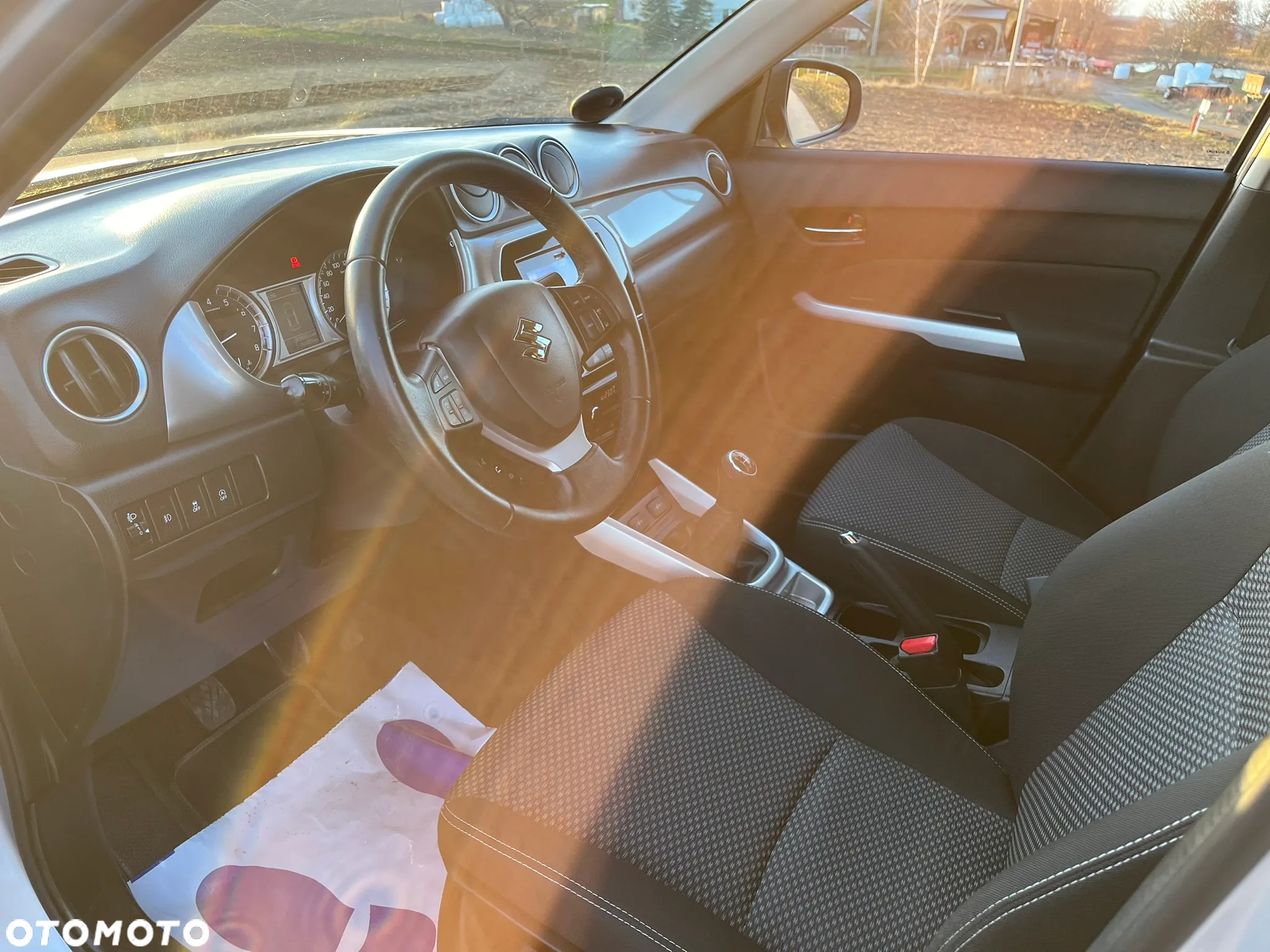 Suzuki Vitara 1.6 (4x2) Comfort+ - 8