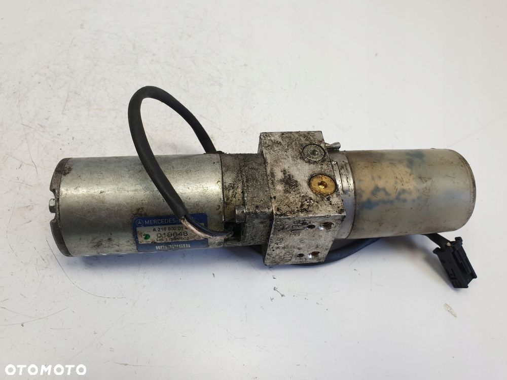 Mercedes C216 W216 POMPKA KLAPY BAGAŻNIKA Siłownik - 4