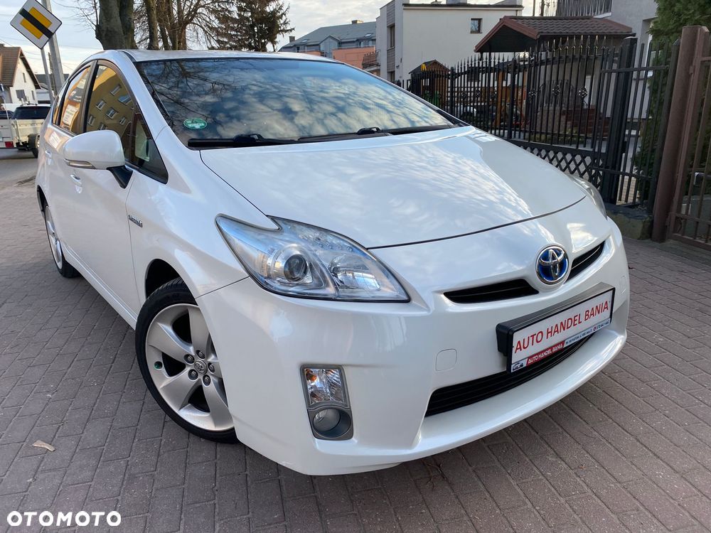 Toyota Prius (Hybrid) Comfort - 22