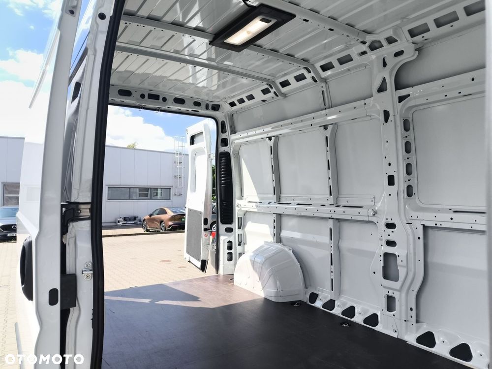 Toyota PROACE MAX - 14
