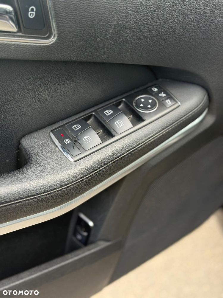 Mercedes-Benz Klasa E 200 BlueTEC 7G-TRONIC Avantgarde - 9