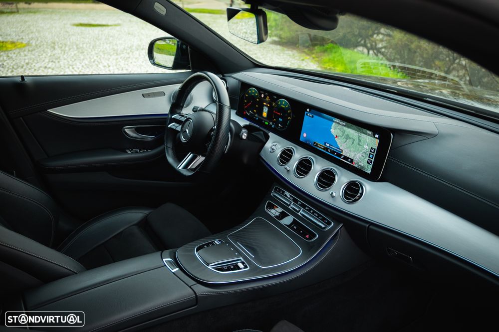 Mercedes-Benz E 300 de AMG Line - 38