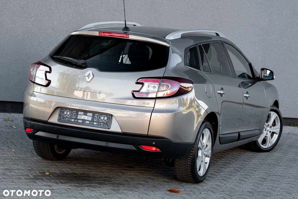 Renault Megane TCe 180 Luxe - 12