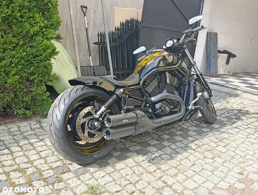 Harley-Davidson V-Rod Night Rod - 3