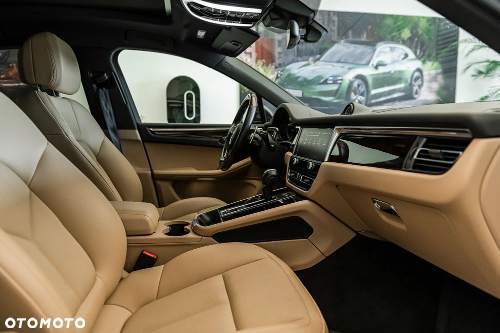 Porsche Macan Standard - 32