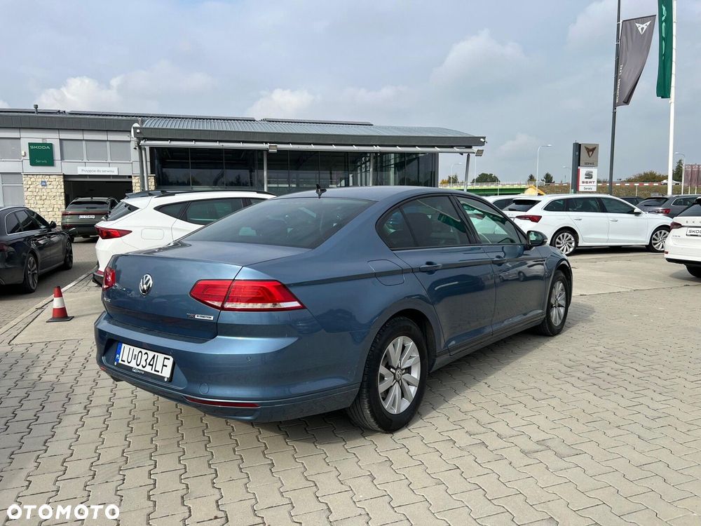 Volkswagen Passat 1.4 TSI BMT Trendline - 5