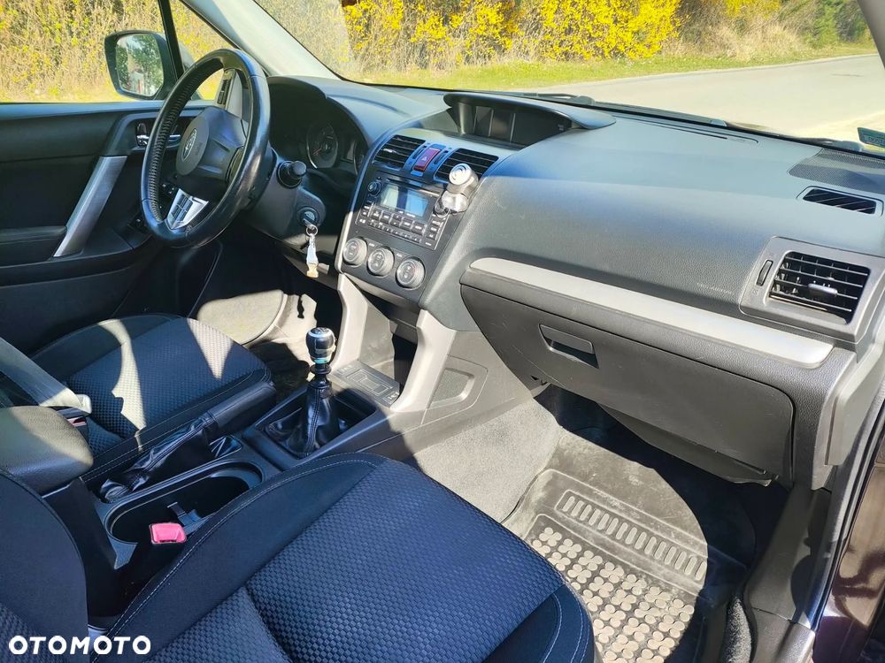 Subaru Forester 2.0D Active - 6