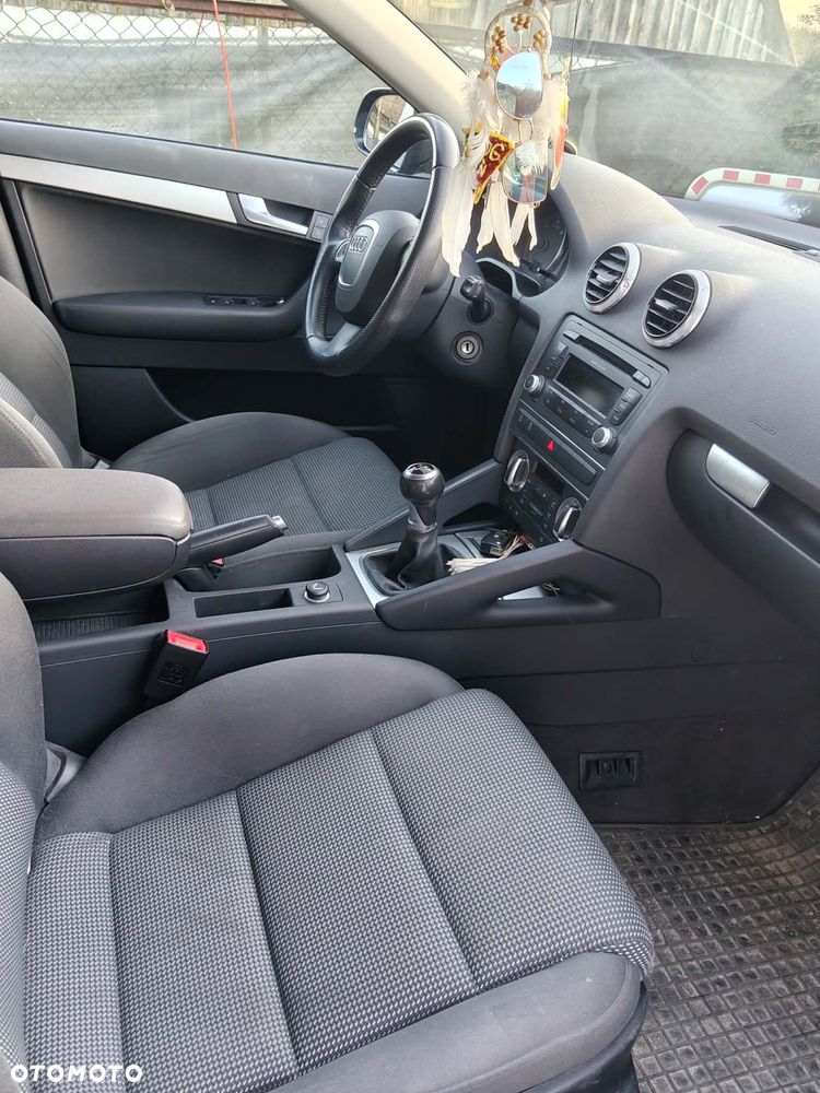 Audi A3 Sportback - 6