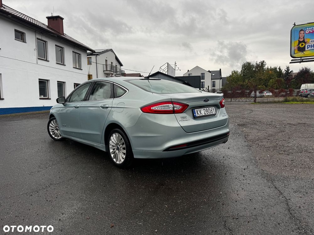 Ford Mondeo - 4