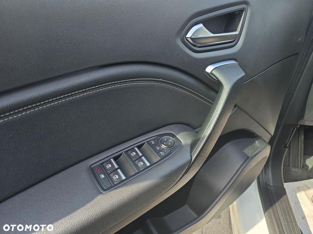 Renault Captur 1.0 TCe Techno - 10