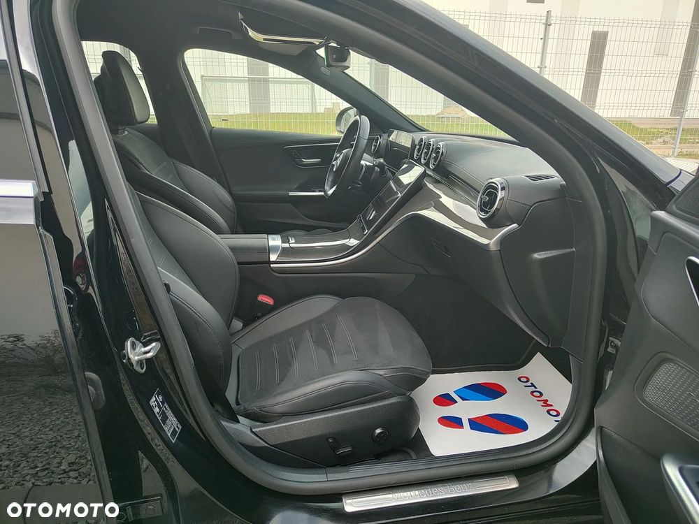 Mercedes-Benz Klasa C 300 d 9G-TRONIC AMG Line - 12