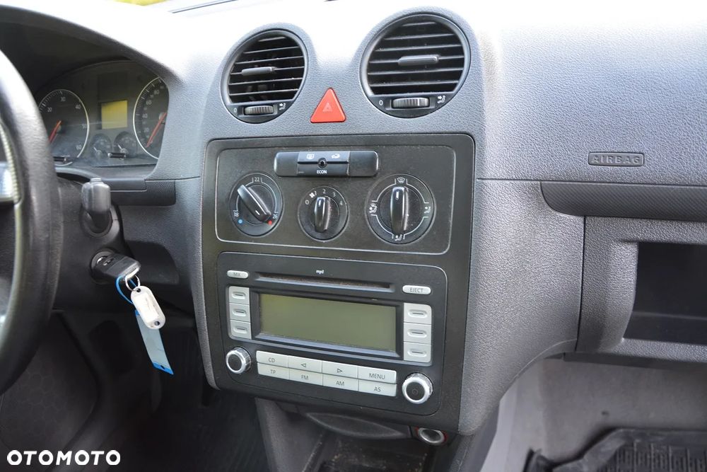 Volkswagen Caddy - 9