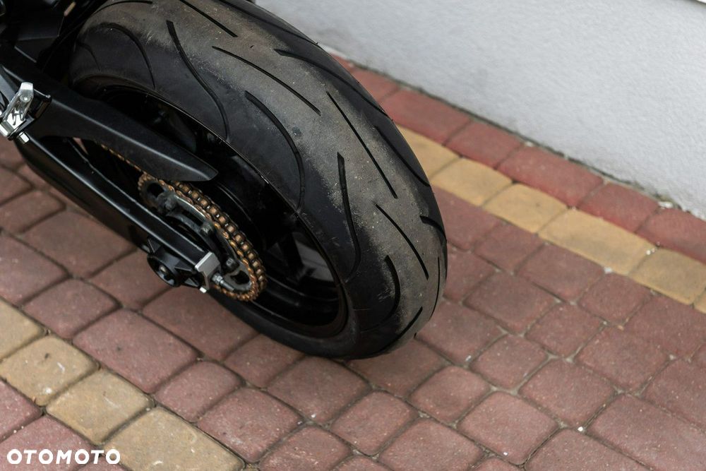 Yamaha MT - 9