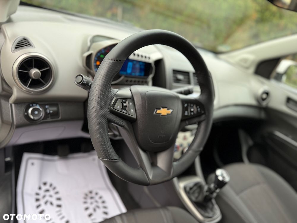 Chevrolet Aveo 1.4 LT - 7