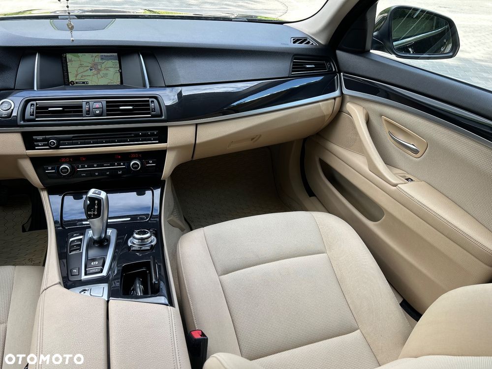 BMW Seria 5 518d Business Edition - 17