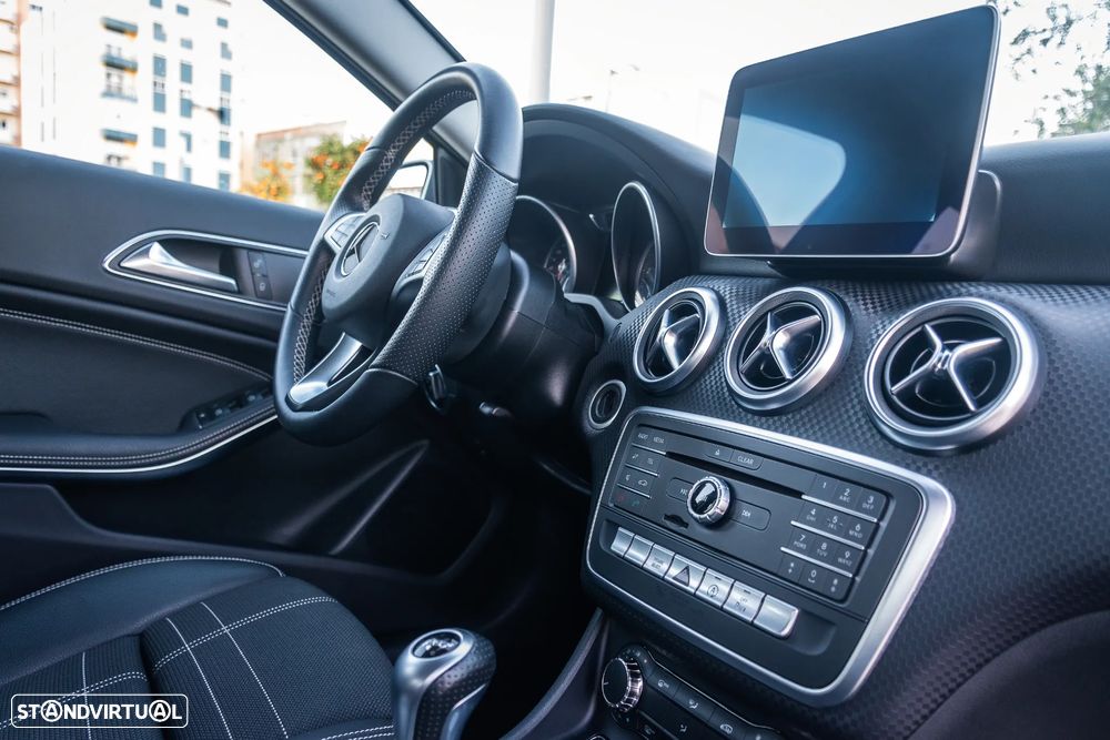 Mercedes-Benz A 180 d Urban - 17