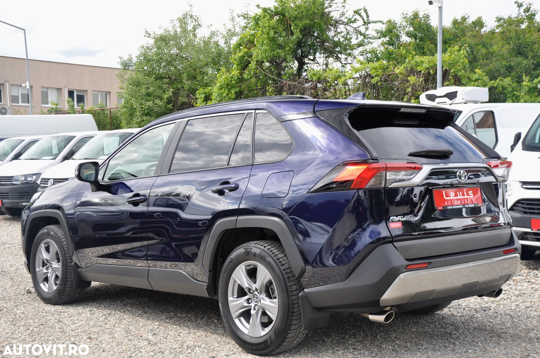 Toyota RAV4 - 6