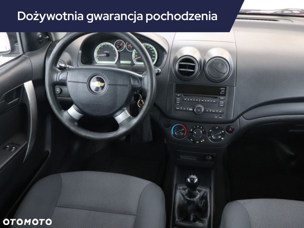 Chevrolet Aveo - 9