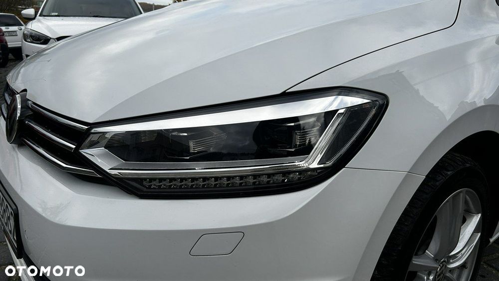 Volkswagen Touran 2.0 TDI BMT Comfortline DSG - 24