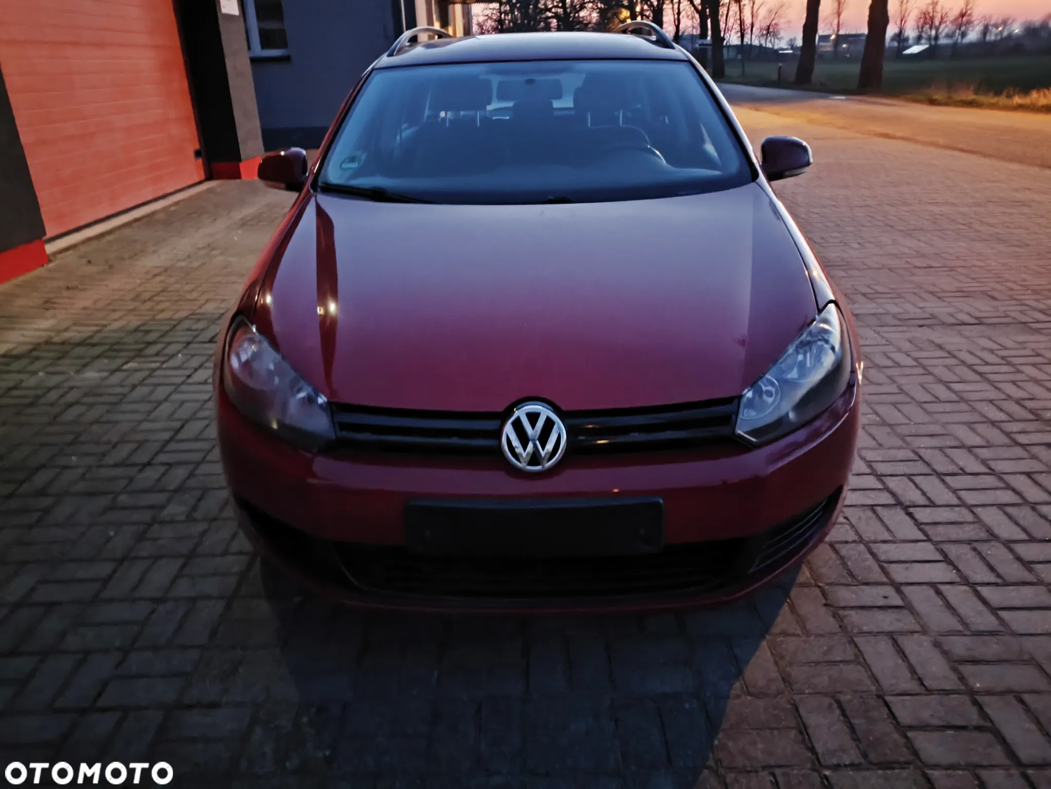 Volkswagen Golf VI 1.6 TDI Comfortline - 10