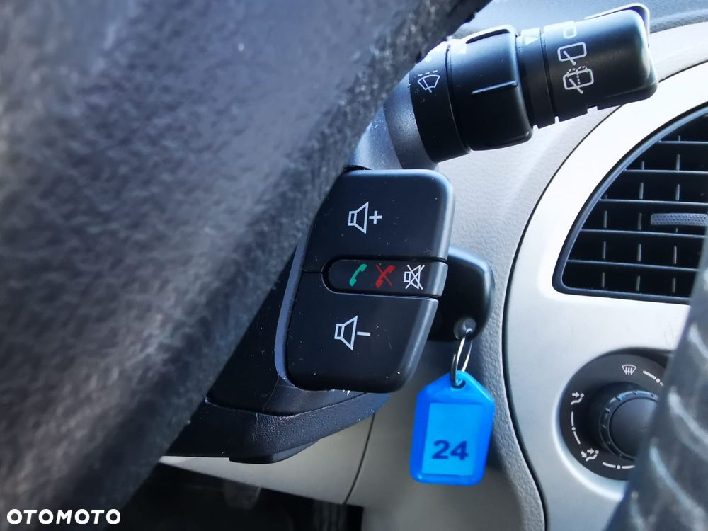 Renault Modus 1.6 16V Dynamique - 9