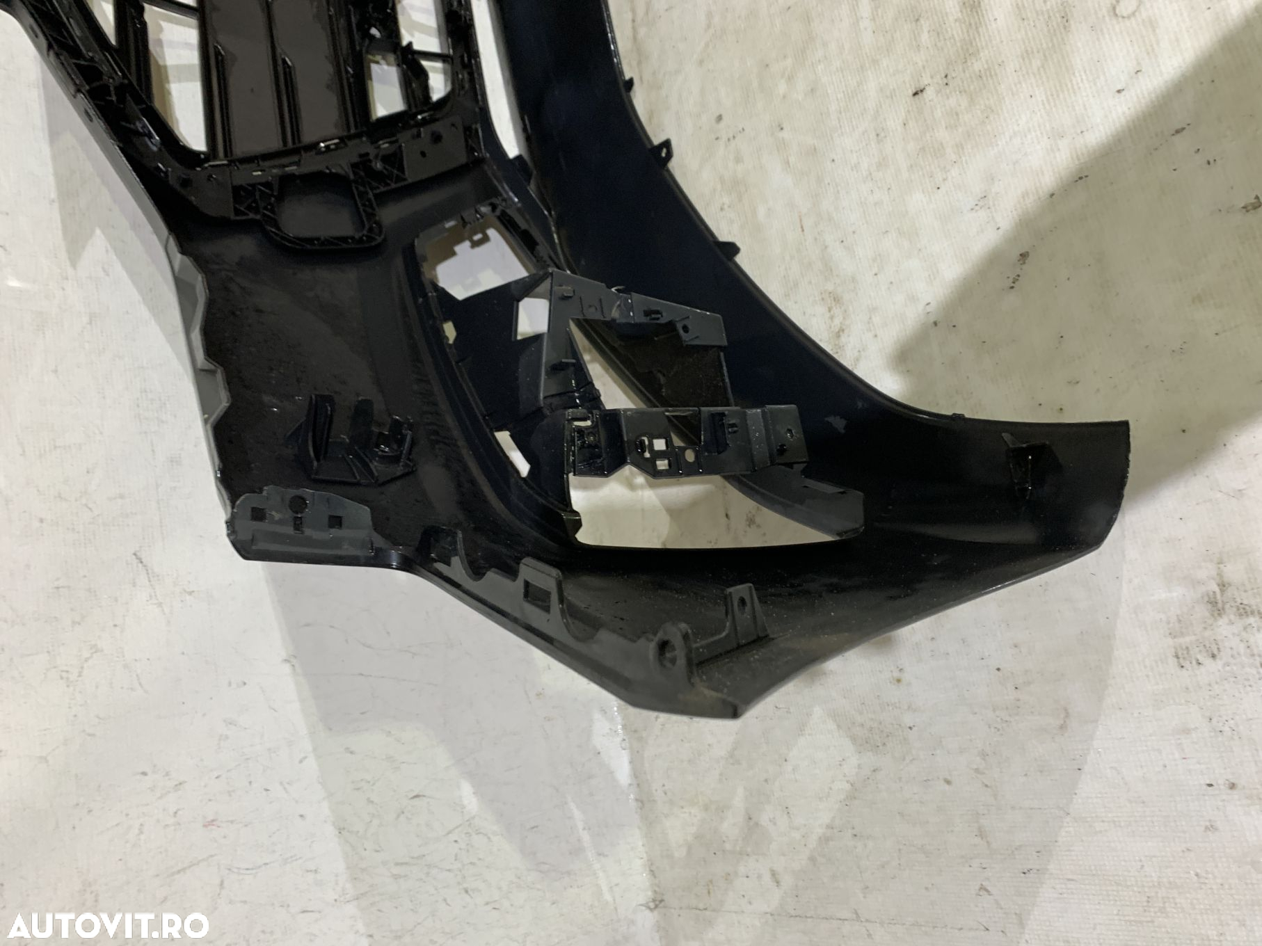 Bara fata Audi A4, B9, facelift, 2020, 2021, 2022, 2023, 2024, cod origine OE 8W0807437AH, cu gauri pentru senzori de parcare. Grila are o dunga pe crom. - 10