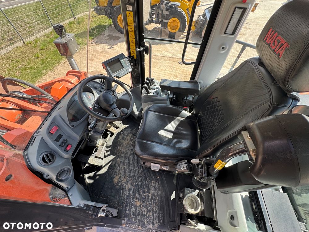 Hitachi ZW310-6 / 966M / 972M / L150 - 23