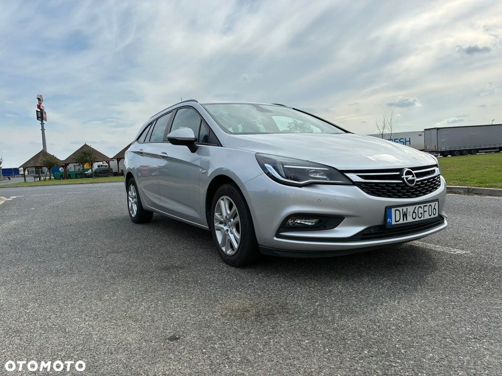 Opel Astra 1.4 T Enjoy - 4