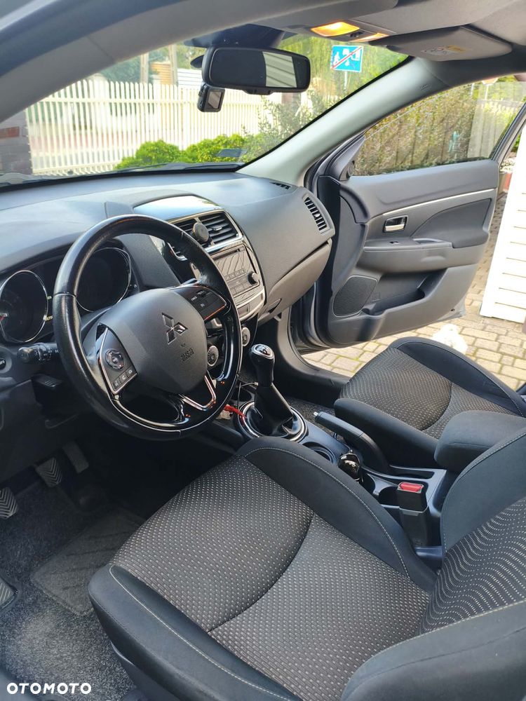 Mitsubishi ASX - 13