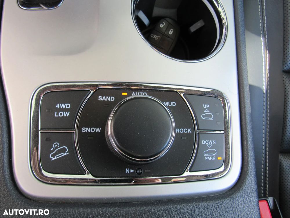 Jeep Grand Cherokee 3.0 TD AT Overland - 36