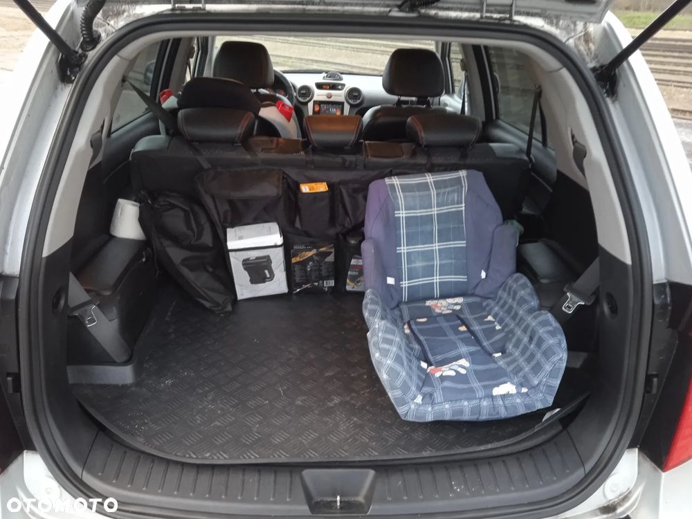 Kia Carens 2.0 CRDi Freedom 7os - 11
