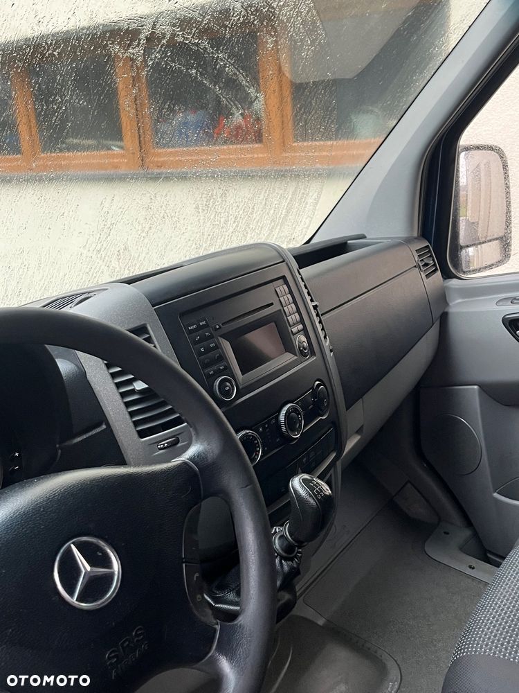 Mercedes-Benz Sprinter - 16