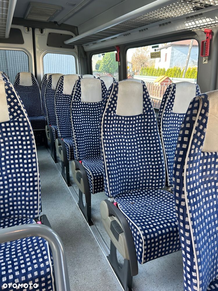 Mercedes-Benz sprinter - 2