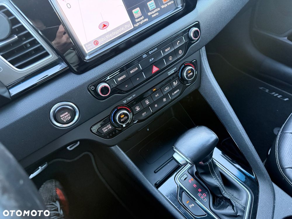 Kia Niro 1.6 GDI Hybrid L Business Line - 25