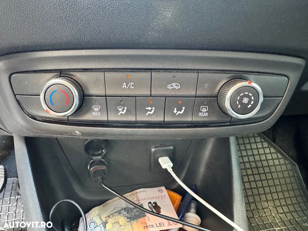 Opel Crossland - 21