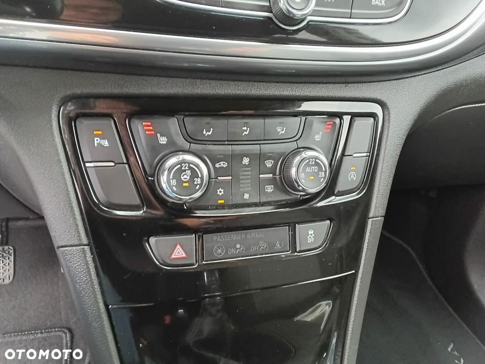 Opel Mokka X - 21