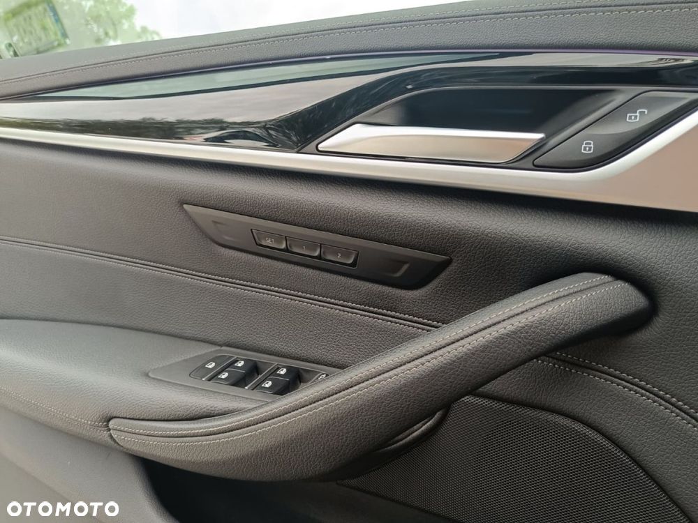 BMW Seria 5 - 28