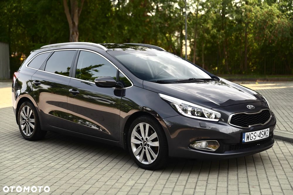Kia Ceed 1.6 CRDi 128 Platinum Edition - 14