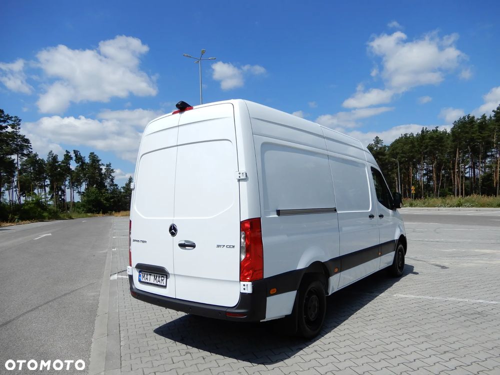 Mercedes-Benz Sprinter 317 CDI 170 Km L2H2 Furgon Blaszak Rozstaw Osi 3665 mm Serwis ASO Stan Jak Nowy UNIKAT - 4