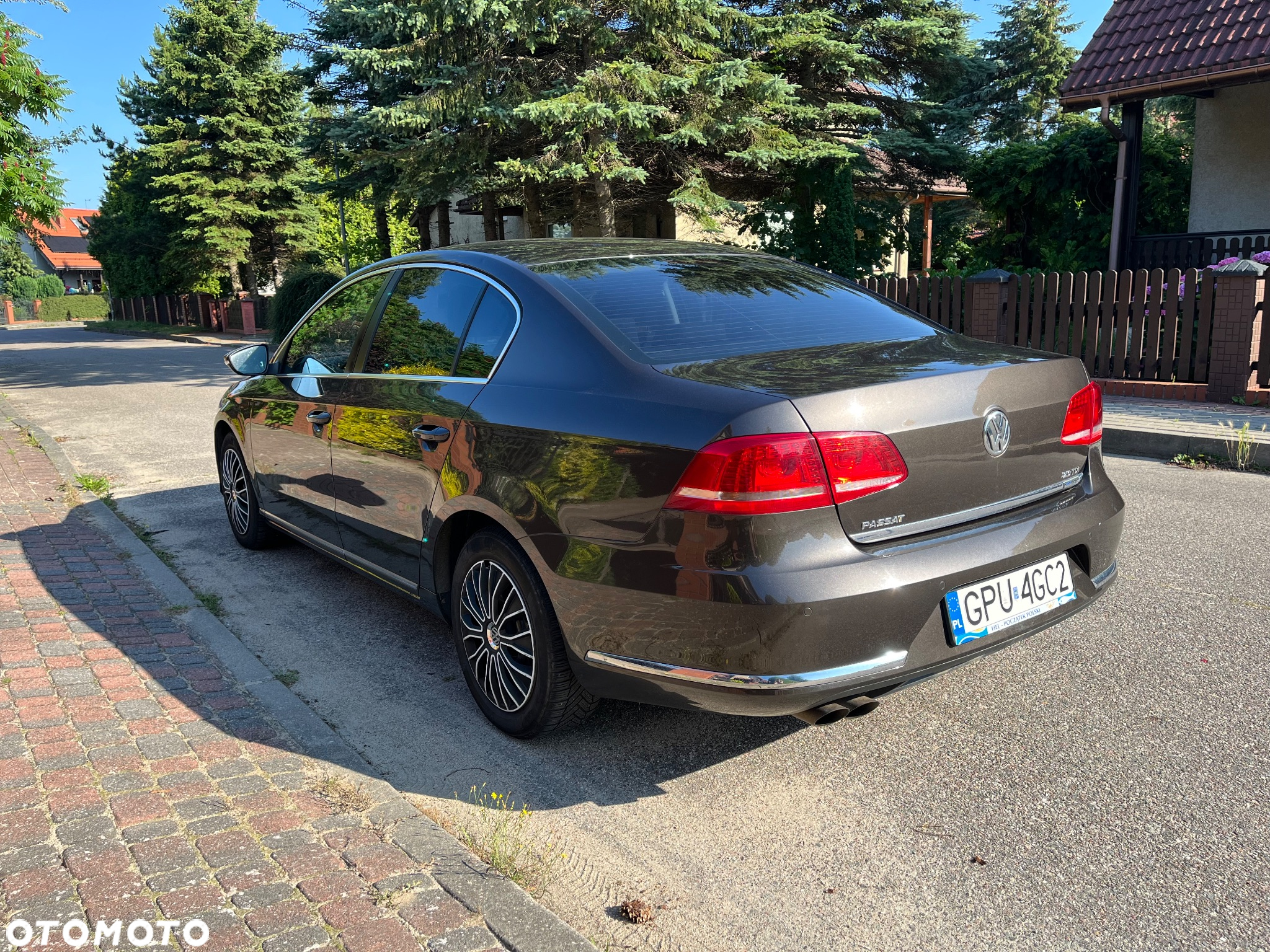 Volkswagen Passat 2.0 TDI Comfortline DSG - 4