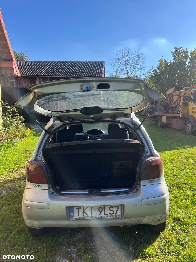 Toyota Yaris 1.4 D-4D - 15