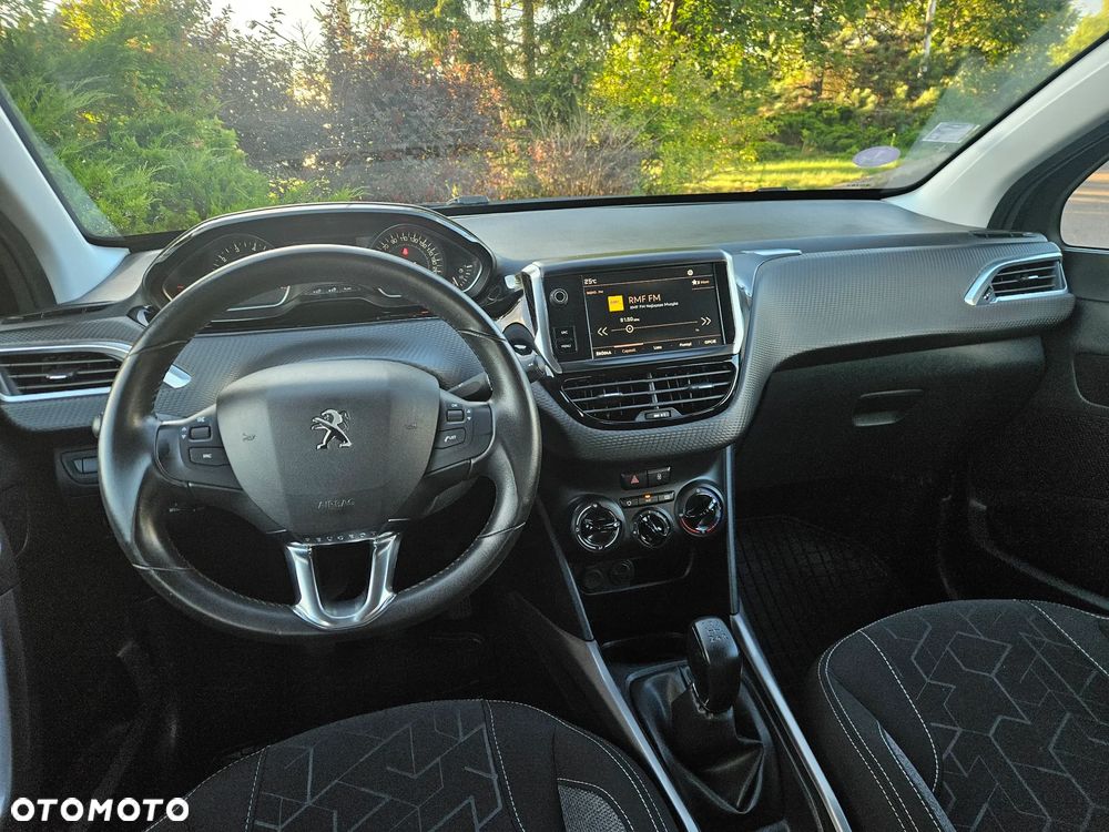 Peugeot 2008 PureTech 82 Style - 25